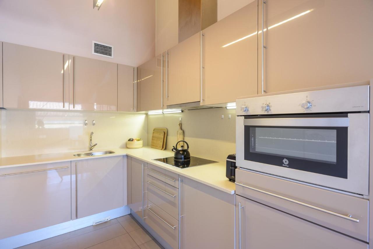 Apg Carrer Nou Atic Apartment ชีโรนา ภายนอก รูปภาพ